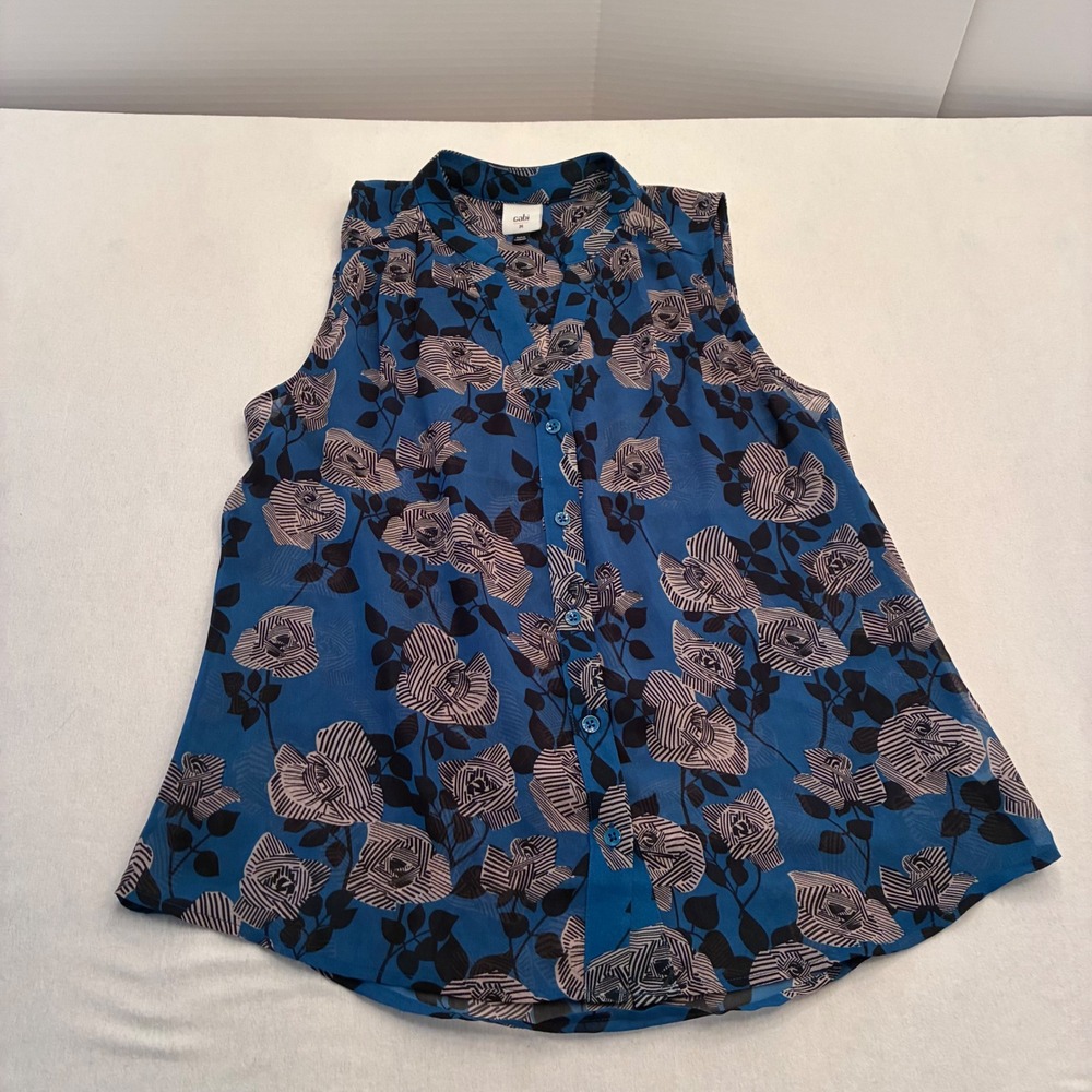 Cabi Womens Blue Floral Rose Print Sleeveless Button Down Blouse Top Medium